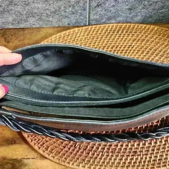 Relic black leather handbag twist braided shoulder strap, 3 sections NICE - Picture 8 of 10